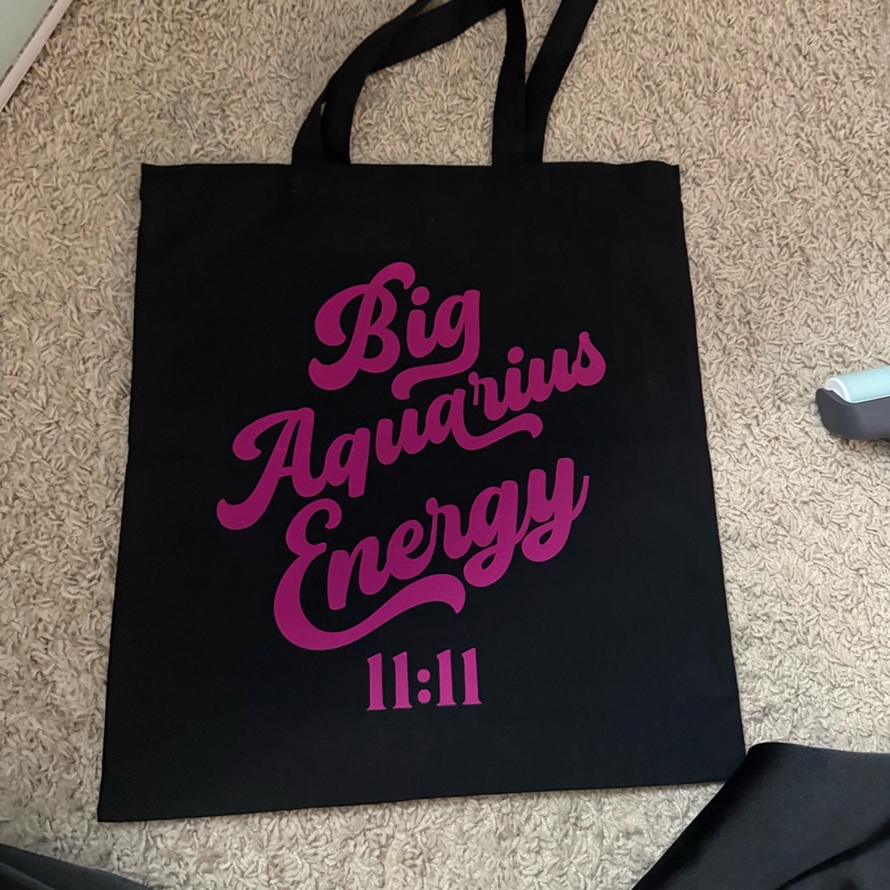 Custom Handcrafted Tote Bags - Available in White, Pink, Brown, and Black - Picture 10 of 11